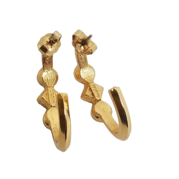 AVON VINTAGE GOLDTONE & FAUX AMETHYST JEWELED SEMI-HOOP STATEMENT EARRINGS - Picture 5 of 6